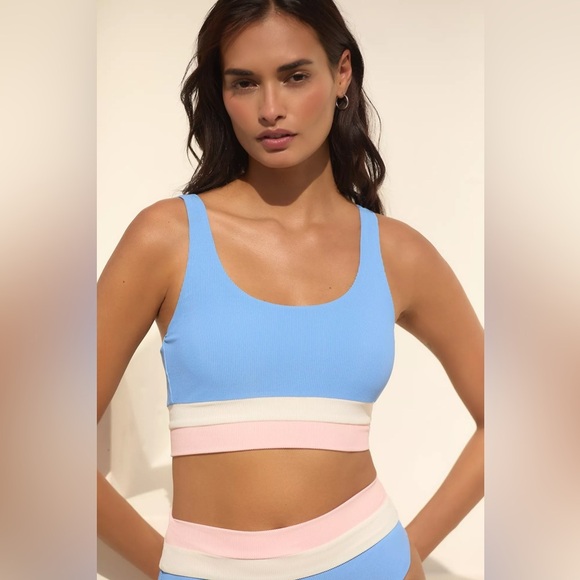 Beach Riot Mackenzie Bikini Top B2067 - Picture 1 of 5